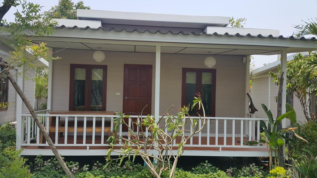 Oyo 75402 Villa Rayonghouse Ban Nong Sai Yong Extérieur photo